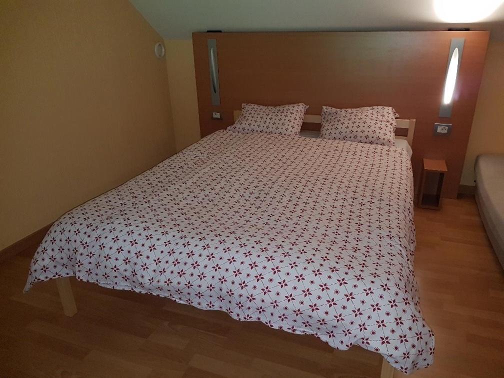 Zonnig Appartement Golf Van Durbuy Zewnętrze zdjęcie